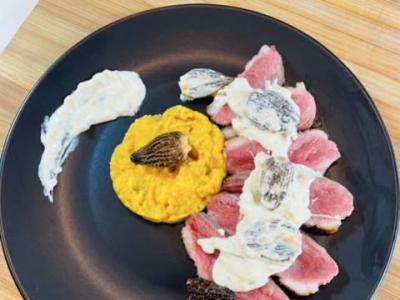 Magret de Canard Ecrasé de Butternut aux Noisettes et sa Sauce aux Morilles 